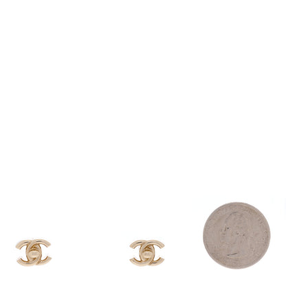 Chanel Metal CC Turnlock Earrings Gold 2 of 4