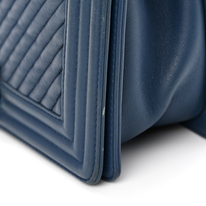 Chanel Wrinkled Lambskin Chevron Quilted Medium Boy Flap Navy 13 of 17