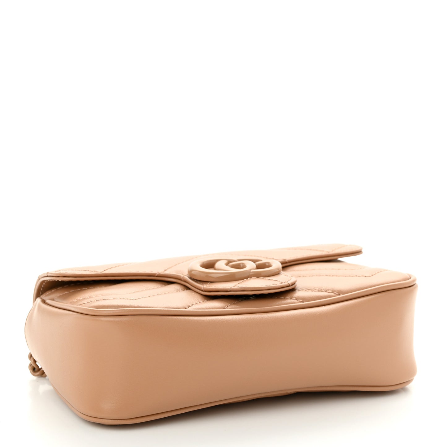 Calfskin Matelasse Monochrome Super Mini GG Marmont Shoulder Bag Camelia