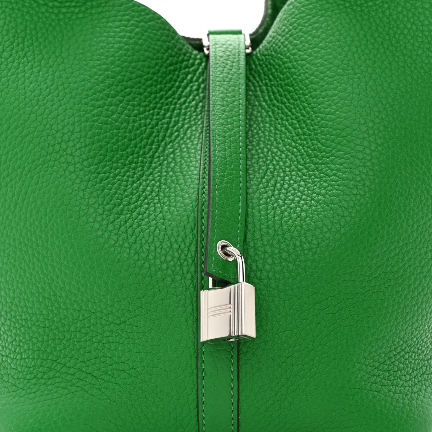 Taurillon Clemence Picotin Lock 22 MM Bamboo
