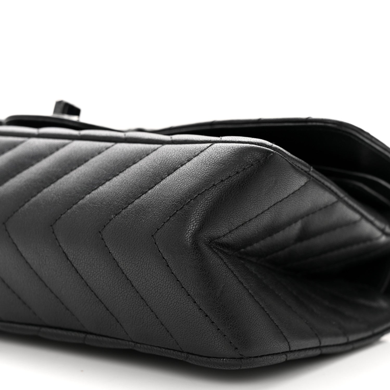 Chanel Sheepskin Chevron Quilted 2.55 Reissue 225 Double Flap So Black 10 of 14