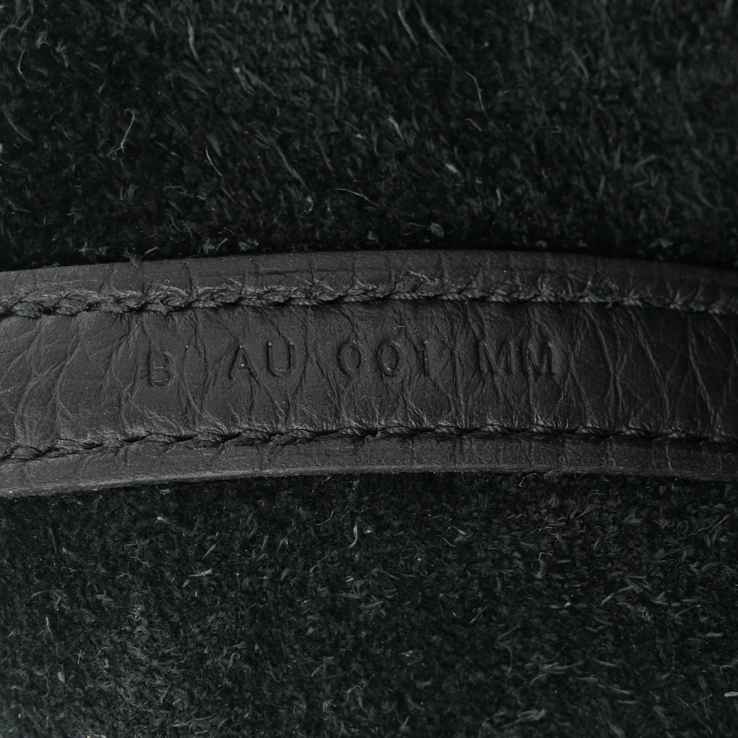 Taurillon Clemence Picotin Lock 18 PM Black