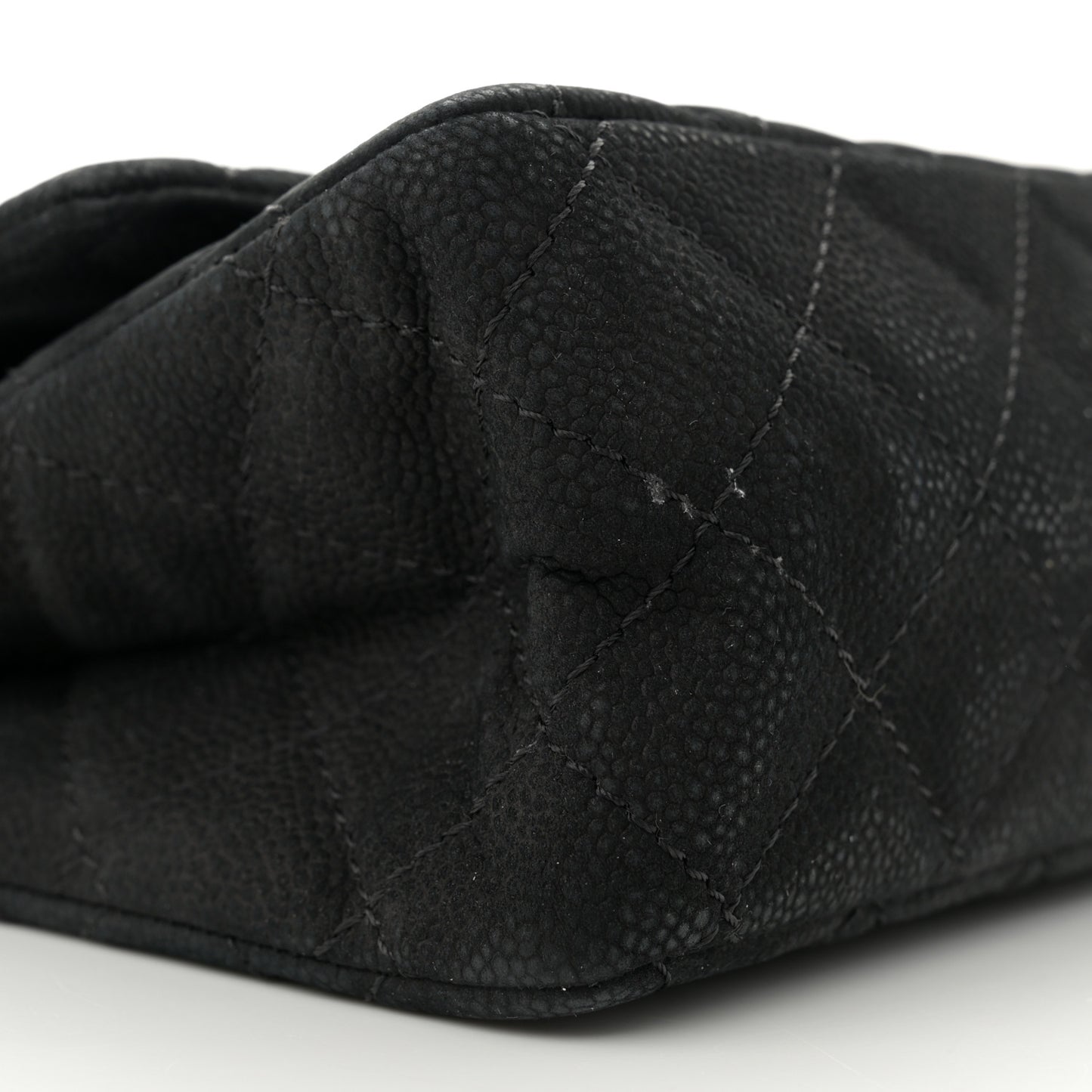 Iridescent Caviar Quilted 2.55 Reissue 226 Flap Black