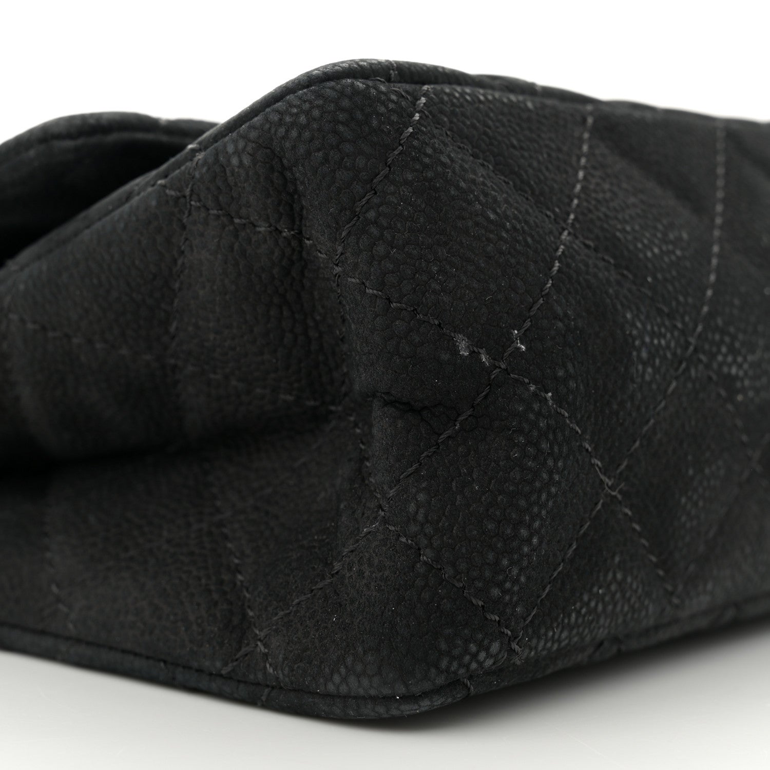 Chanel Iridescent Caviar Quilted 2.55 Reissue 226 Flap Black 9 of 11