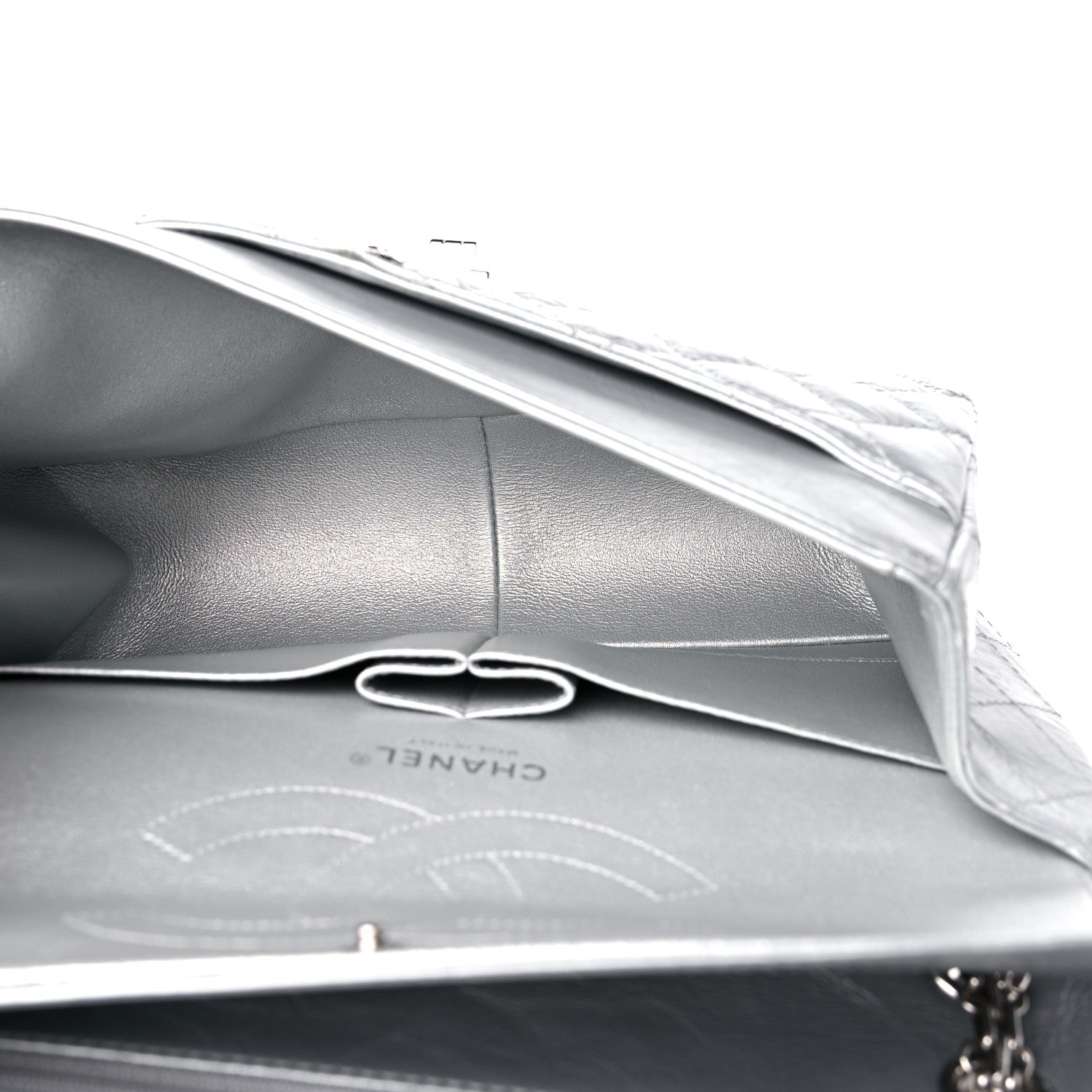 Chanel Metallic Aged Calfskin Quilted 2.55 Reissue 226 Flap Silver 5 of 9