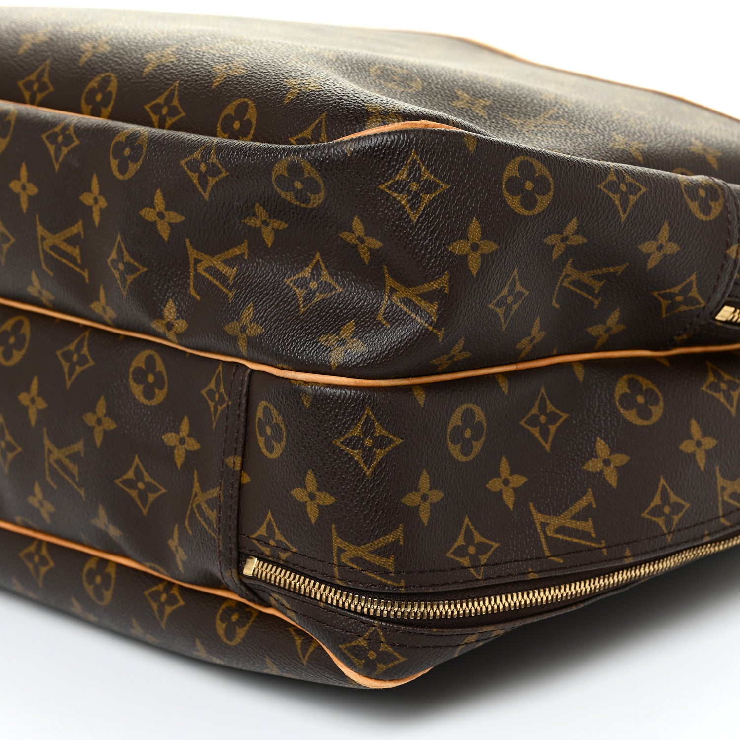 Louis Vuitton Monogram Alize 24 Heures Luggage 9 of 24