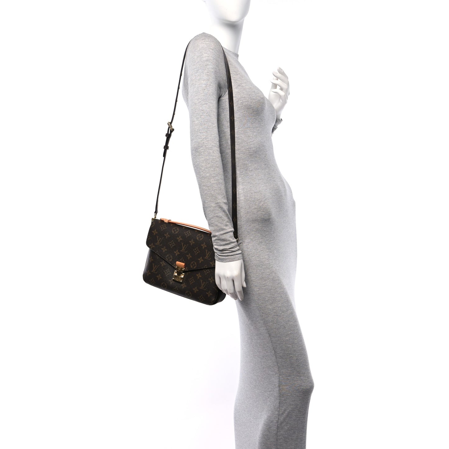 Monogram Pochette Metis
