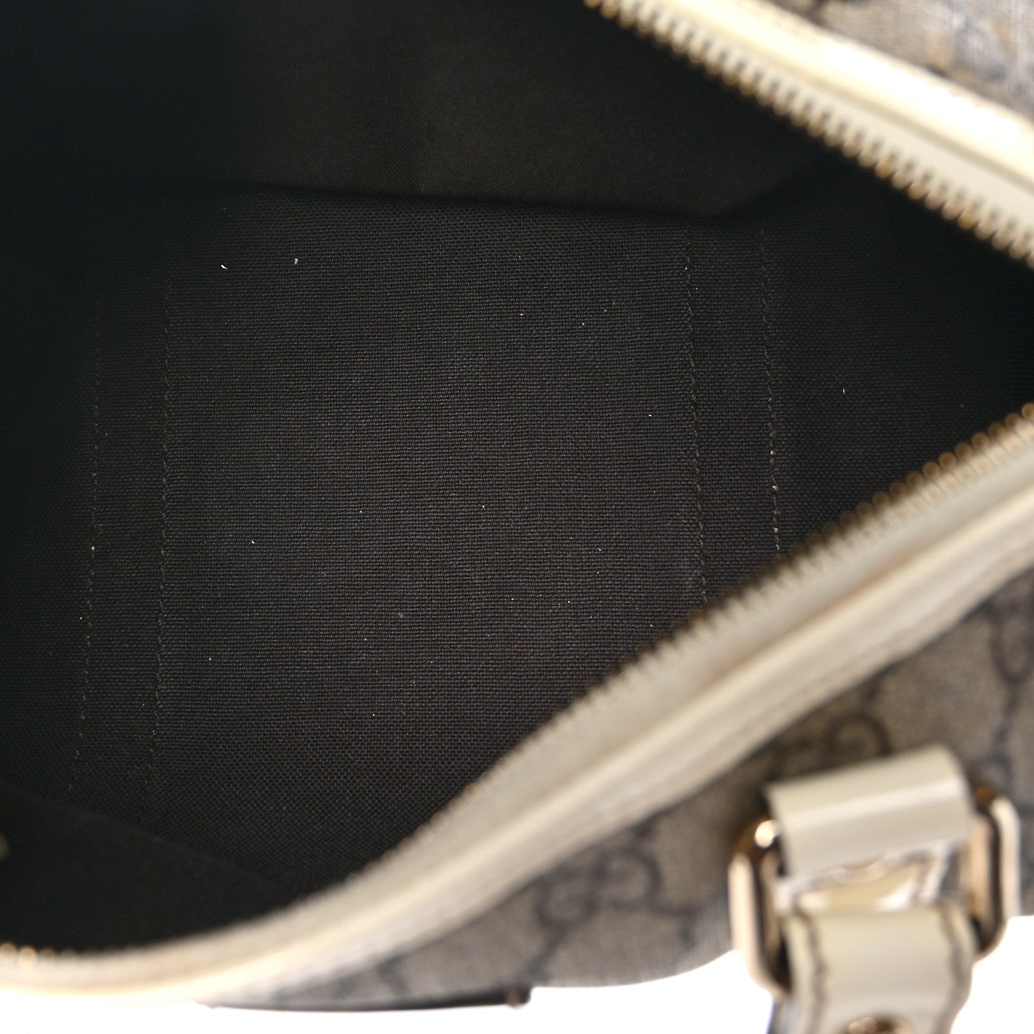 Gucci GG Plus Monogram Small Joy Boston White 5 of 10