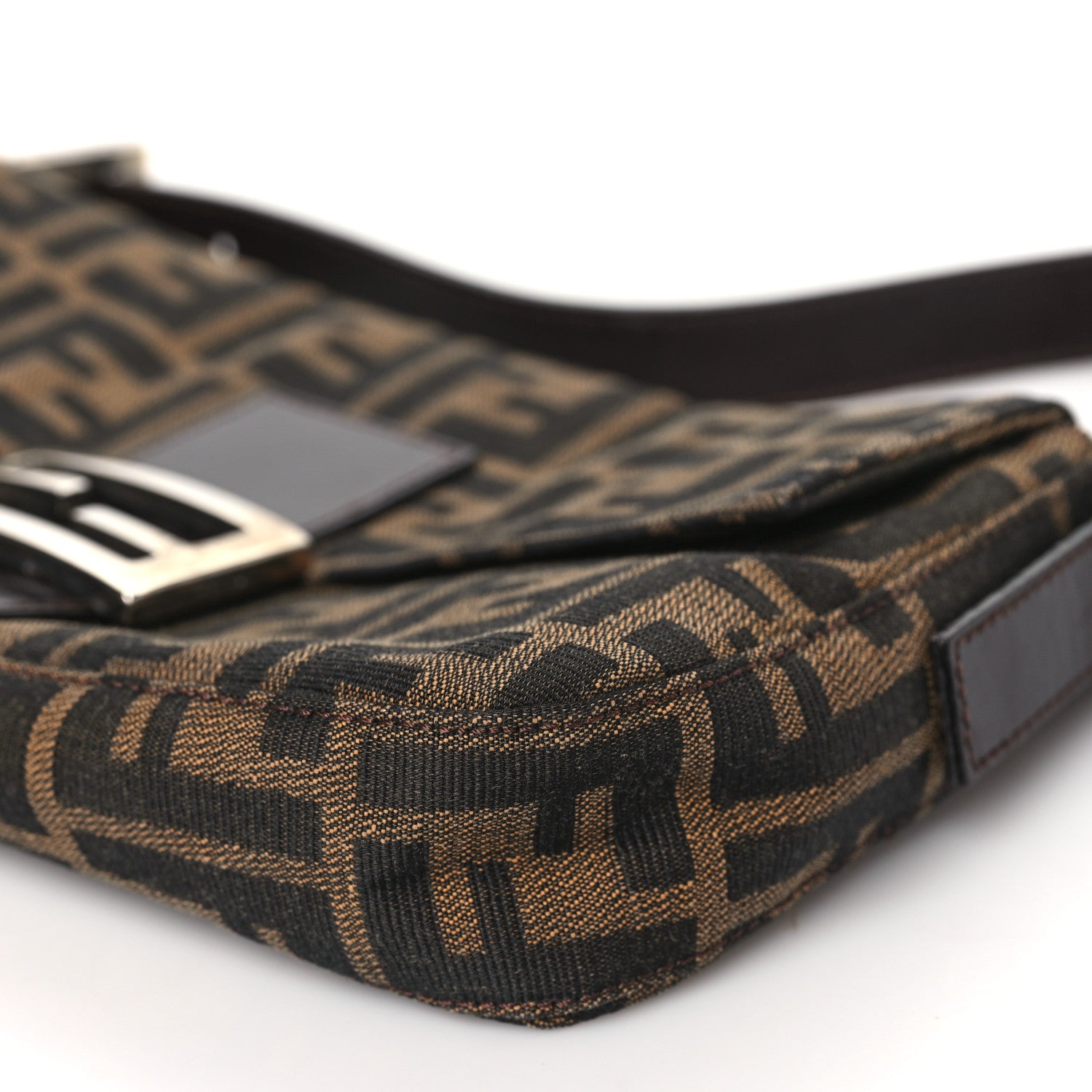 Fendi Zucca Baguette Tobacco 9 of 11