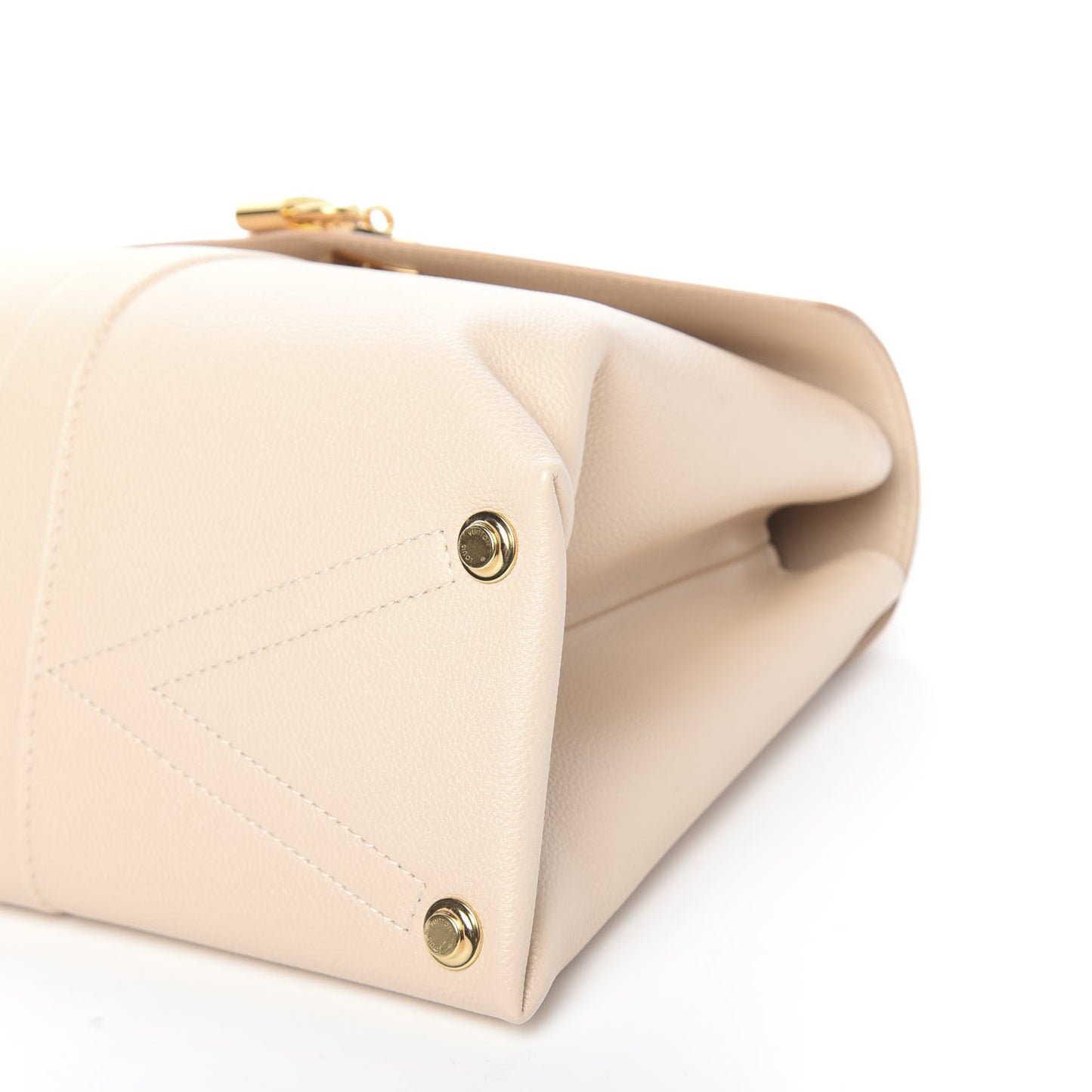 Grained Smooth Calfskin Rose Des Vents PM Creme