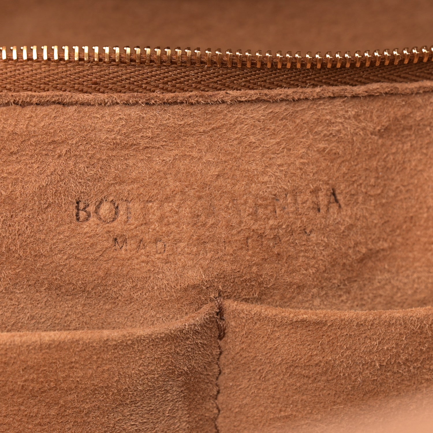 Bottega Veneta Grained Calfskin Maxi Intrecciato Medium Arco Nude 6 of 15