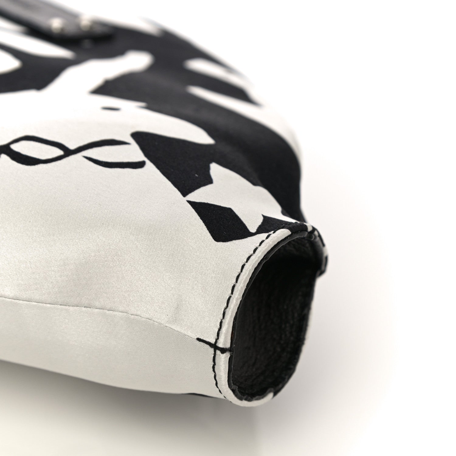 Alexander McQueen Silk Unicorn Print De Manta Clutch Black White 12 of 13