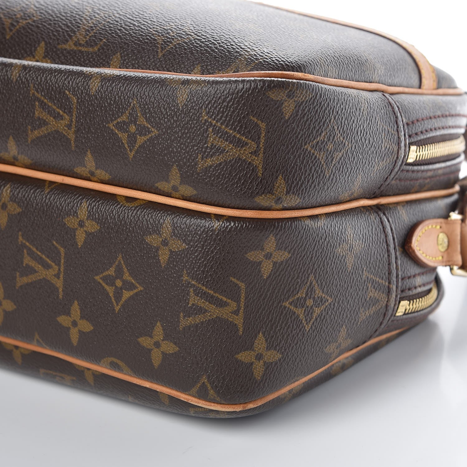 Louis Vuitton Monogram Reporter PM 18 of 18