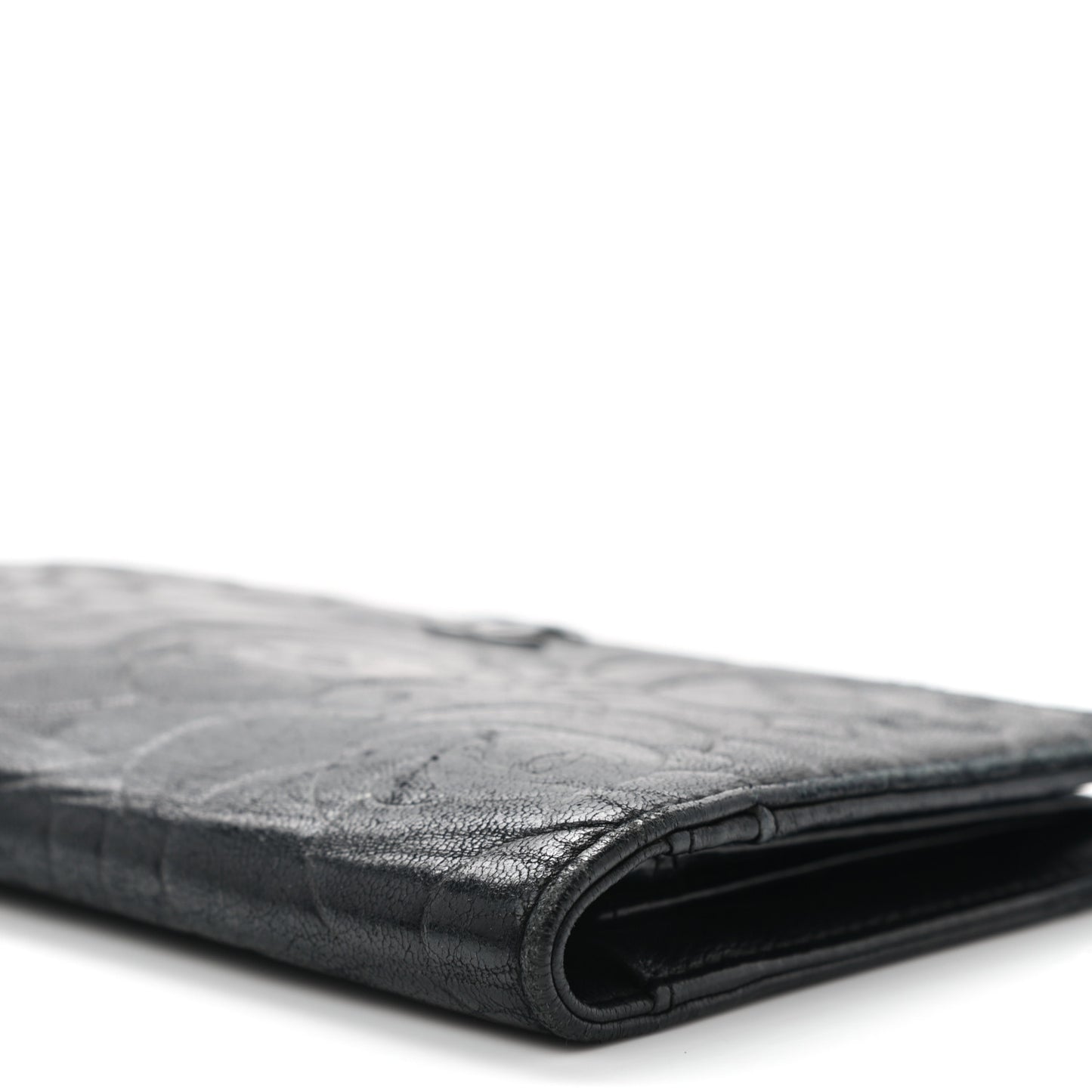 Lambskin Camellia Embossed Yen Wallet Black