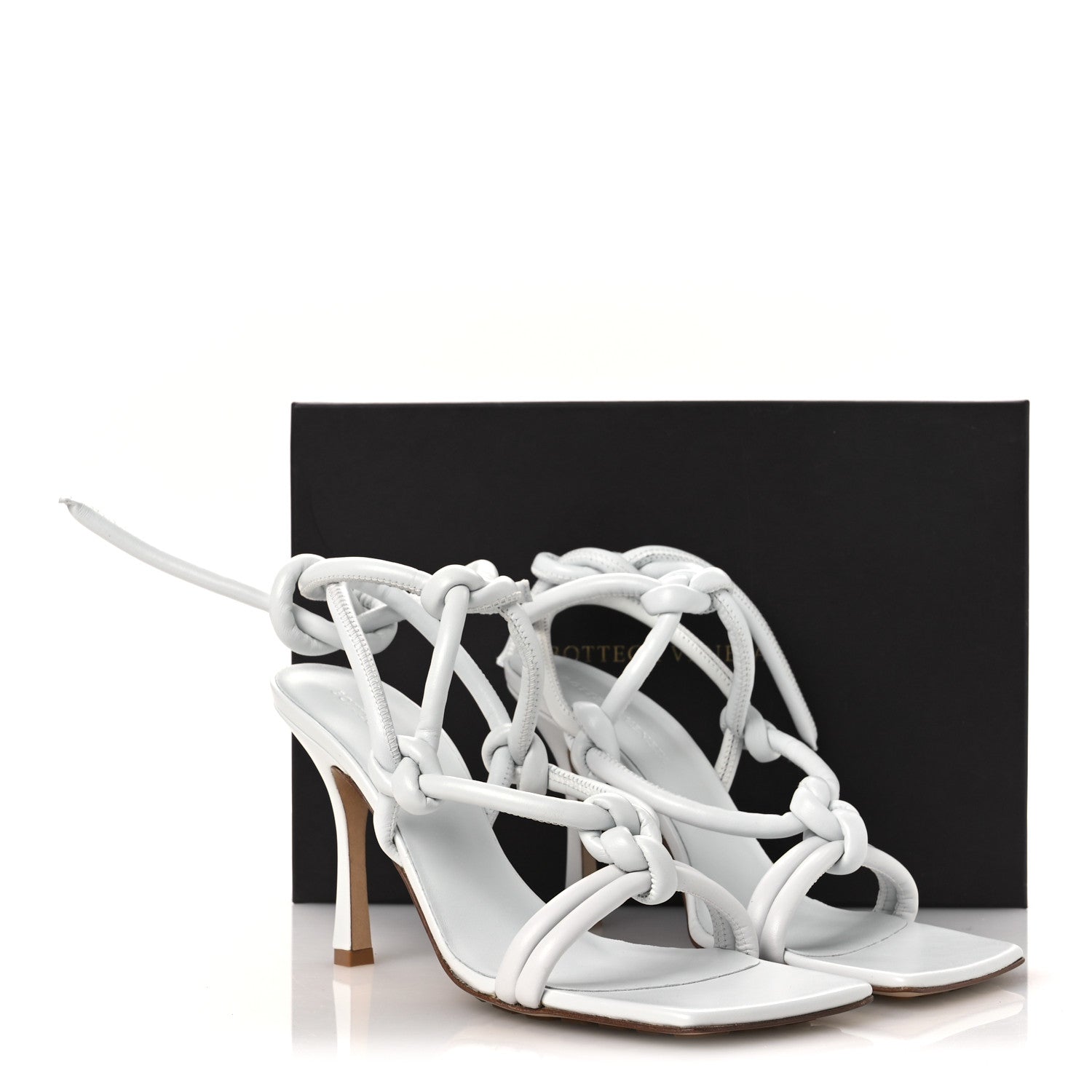 Bottega Veneta Nappa Dream Knotted Sandals 39.5 Optic White 10 of 10