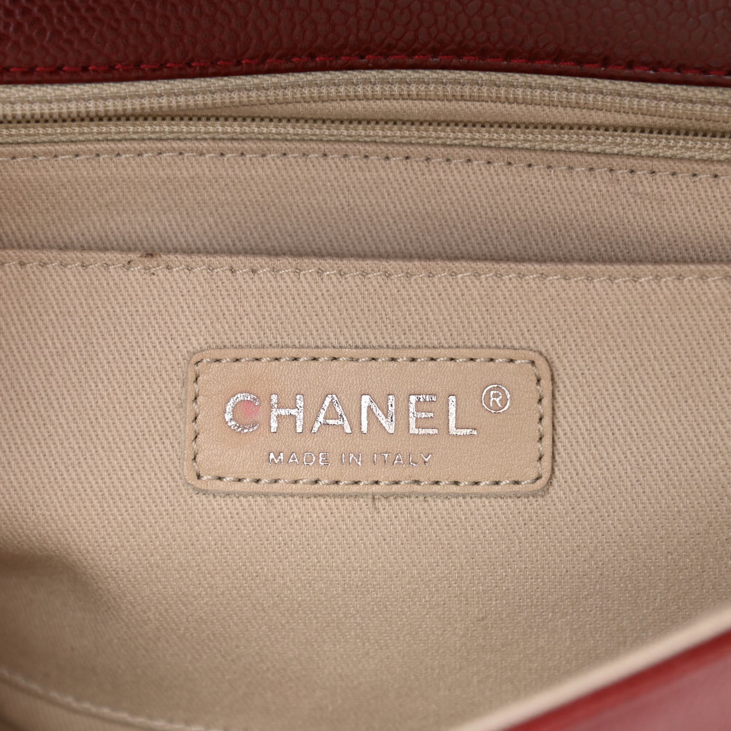 Caviar Medium Timeless CC Flap Dark Red
