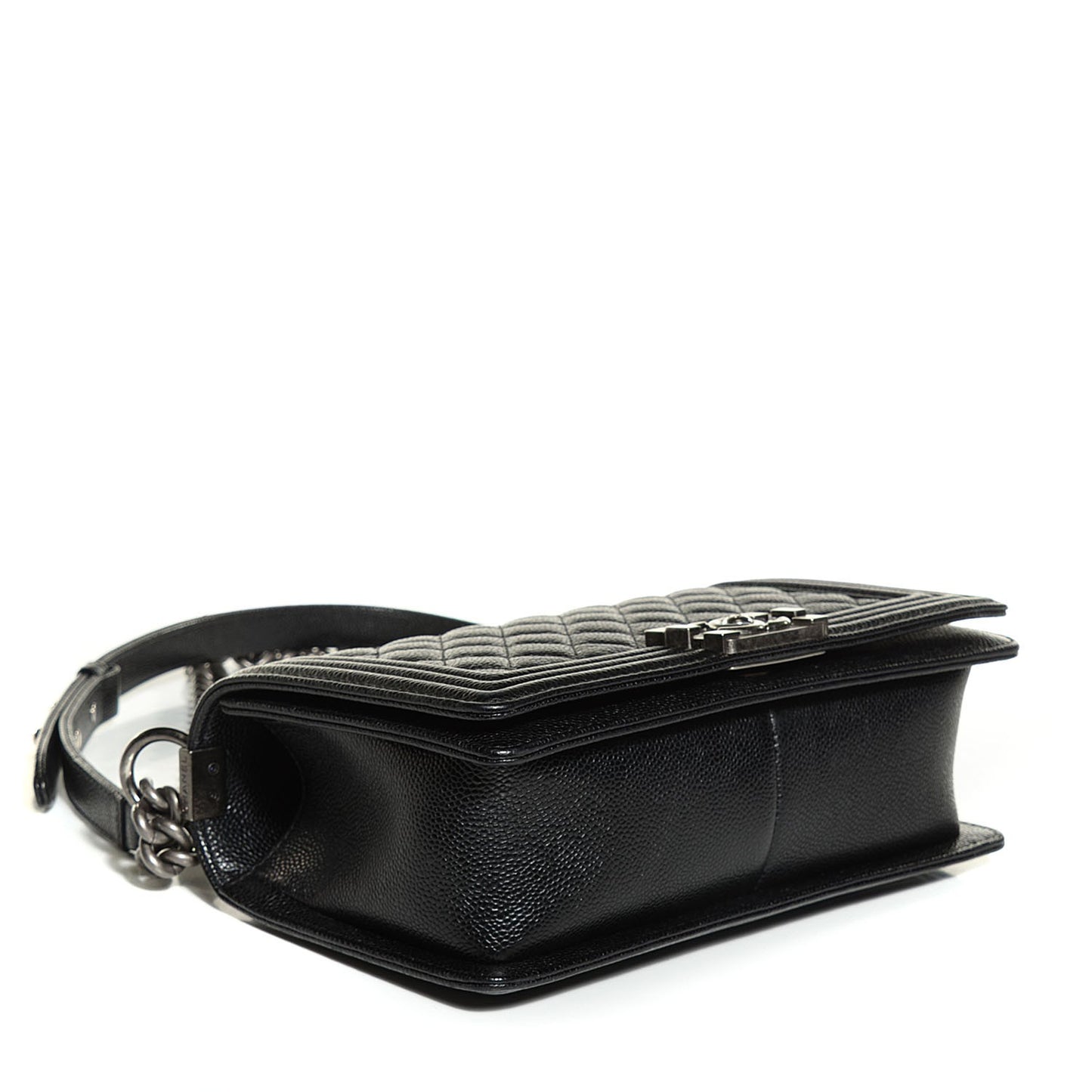 Caviar Quilted Medium Boy Flap Black