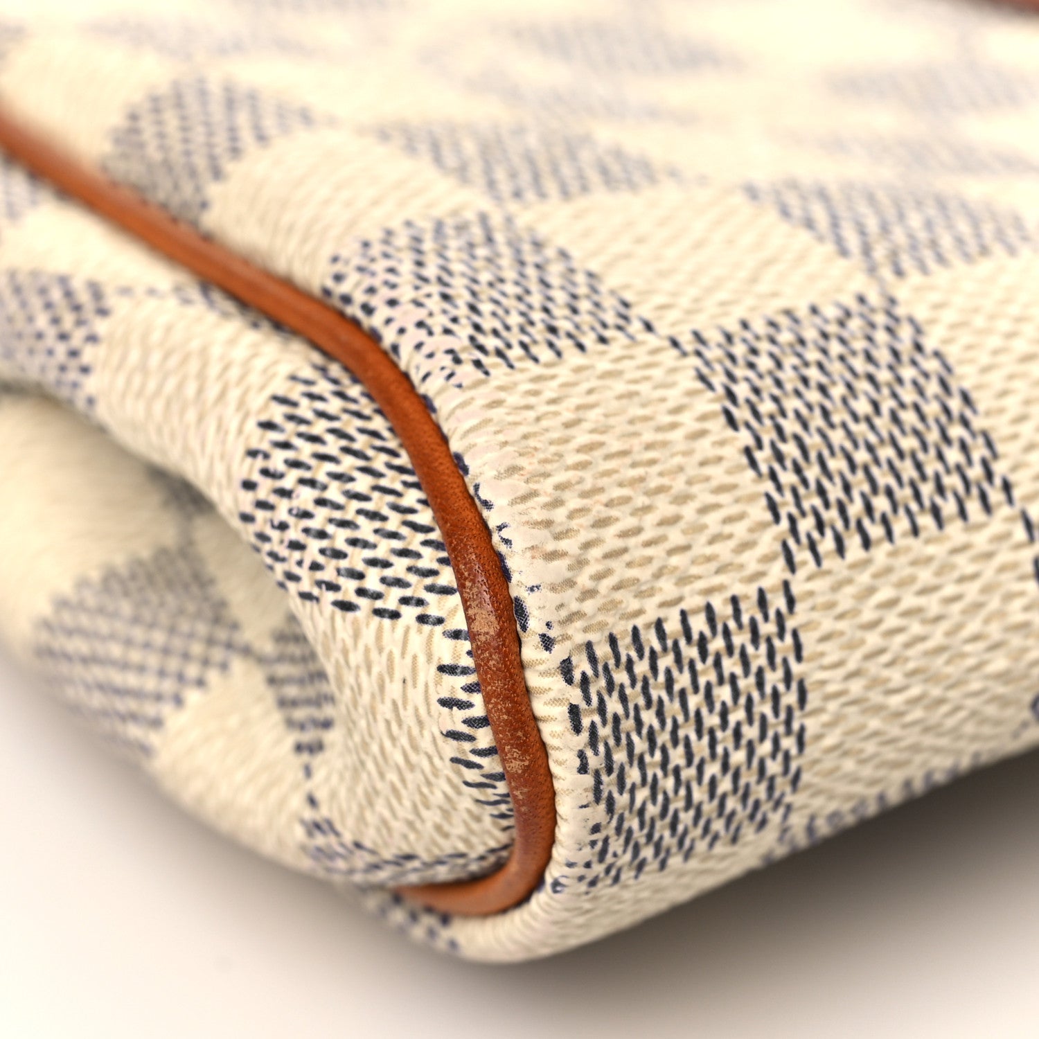 Louis Vuitton Damier Azur Eva Clutch 8 of 12