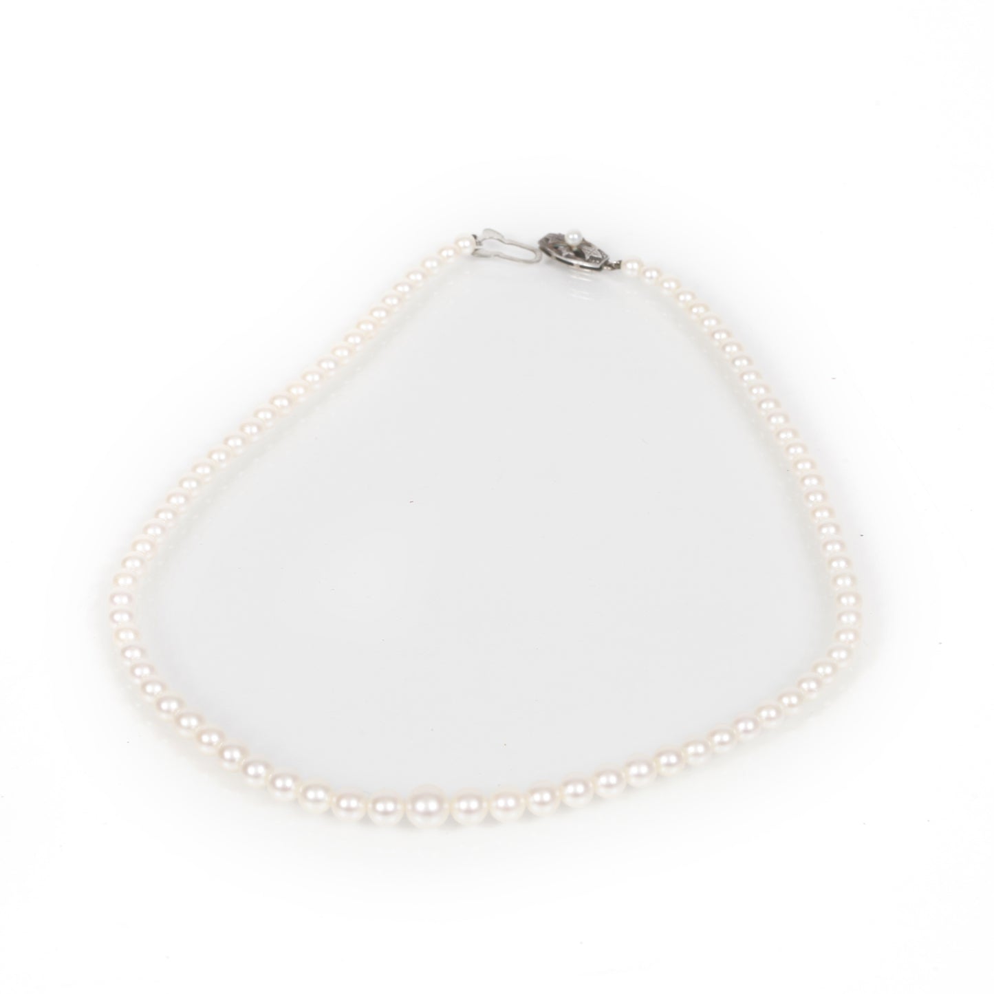 Classic Cultured Pearl Necklace