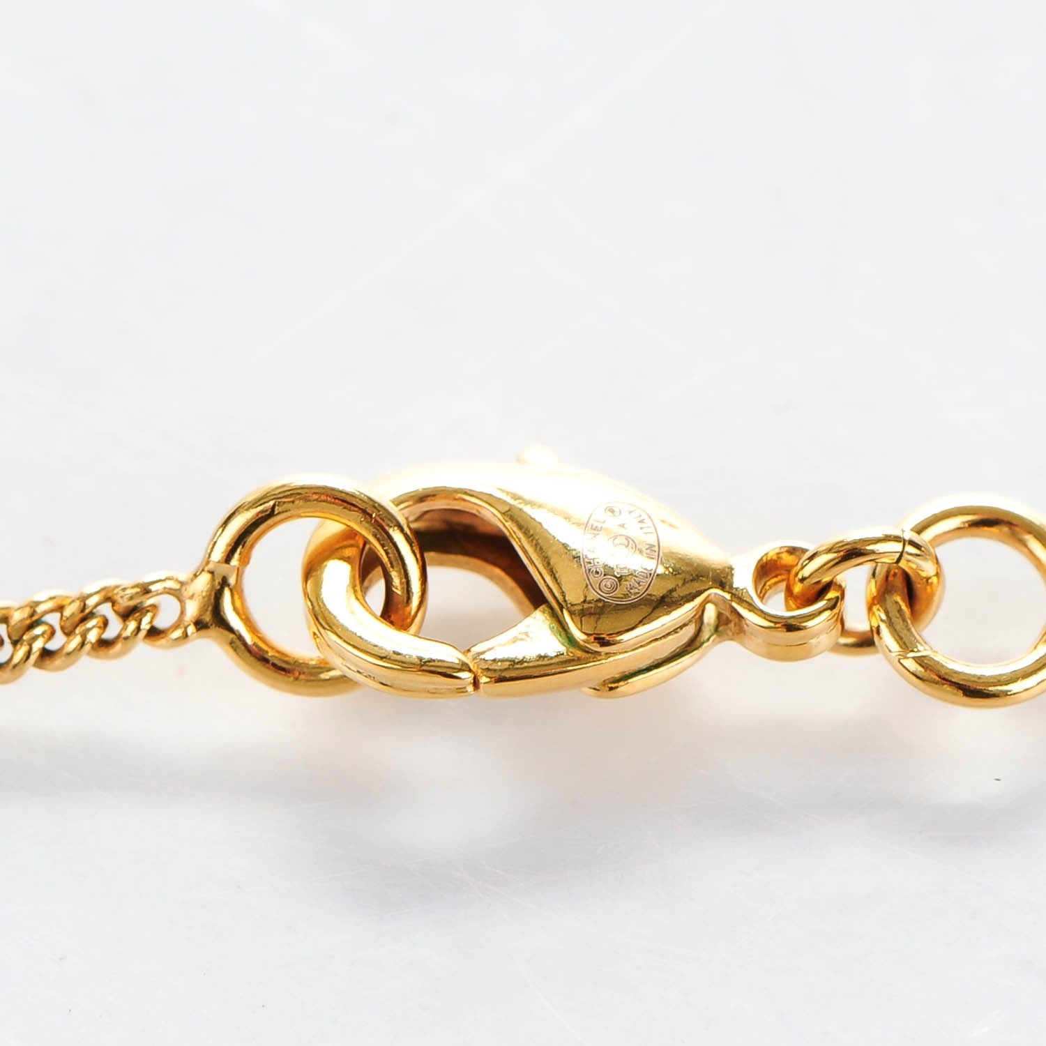 Chanel Turnlock CC Necklace Gold 5 of 7