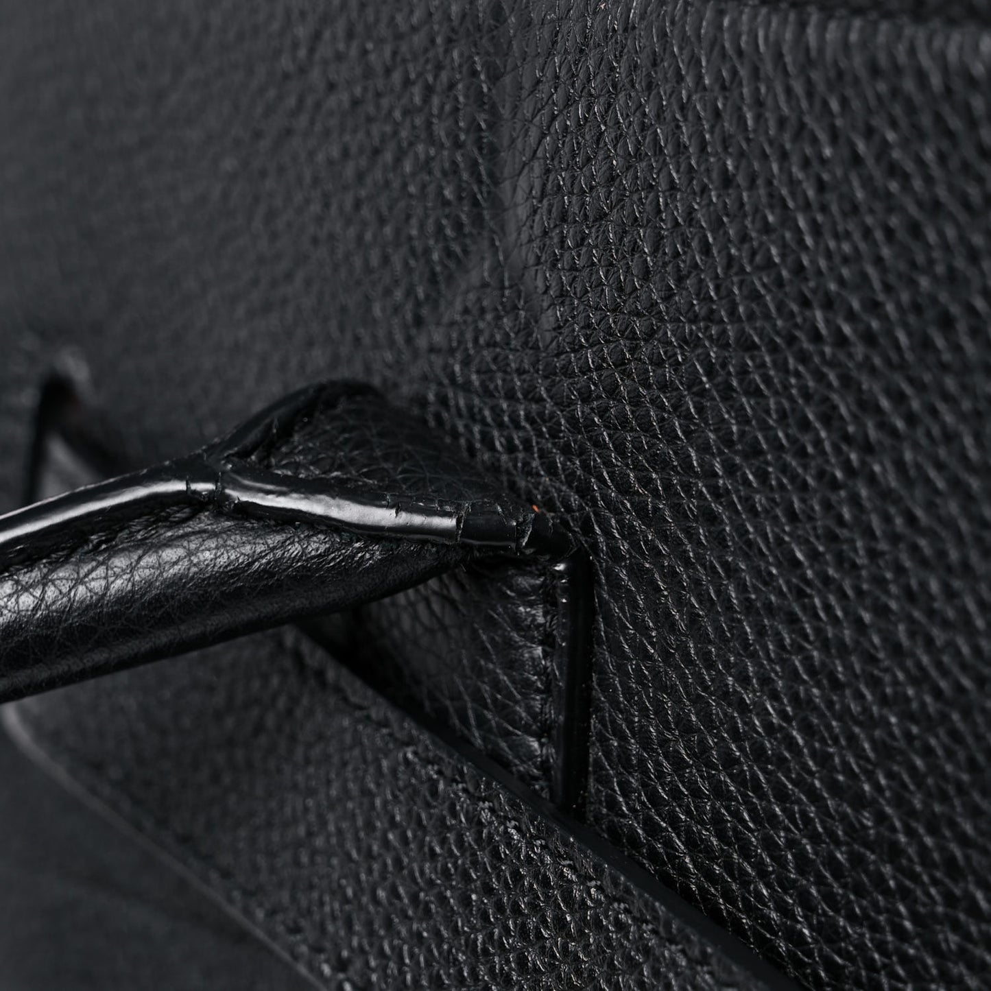 Classic Grain Bayswater Zip Tote Black