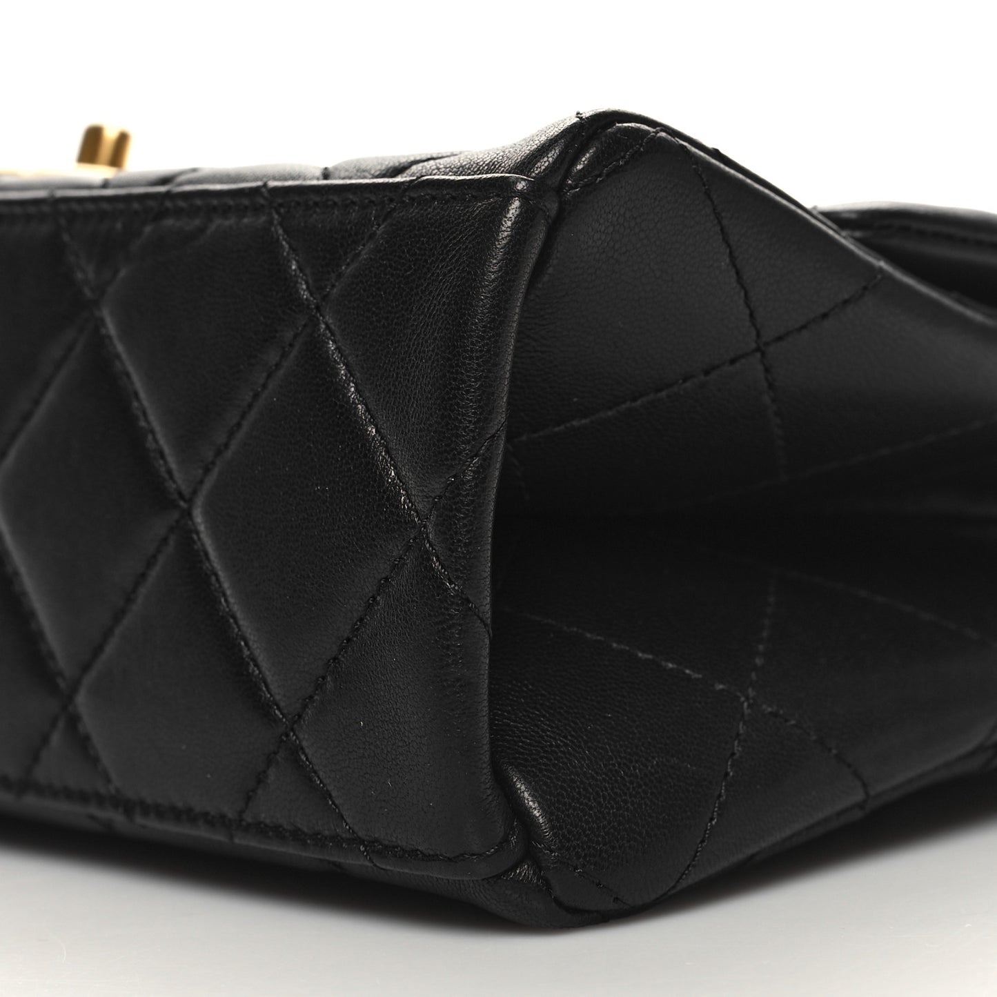 Lambskin Quilted Chaine Lettre Flap Black
