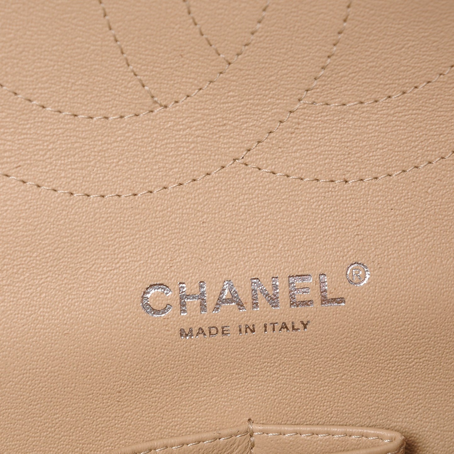Caviar Quilted Jumbo Double Flap Beige Clair