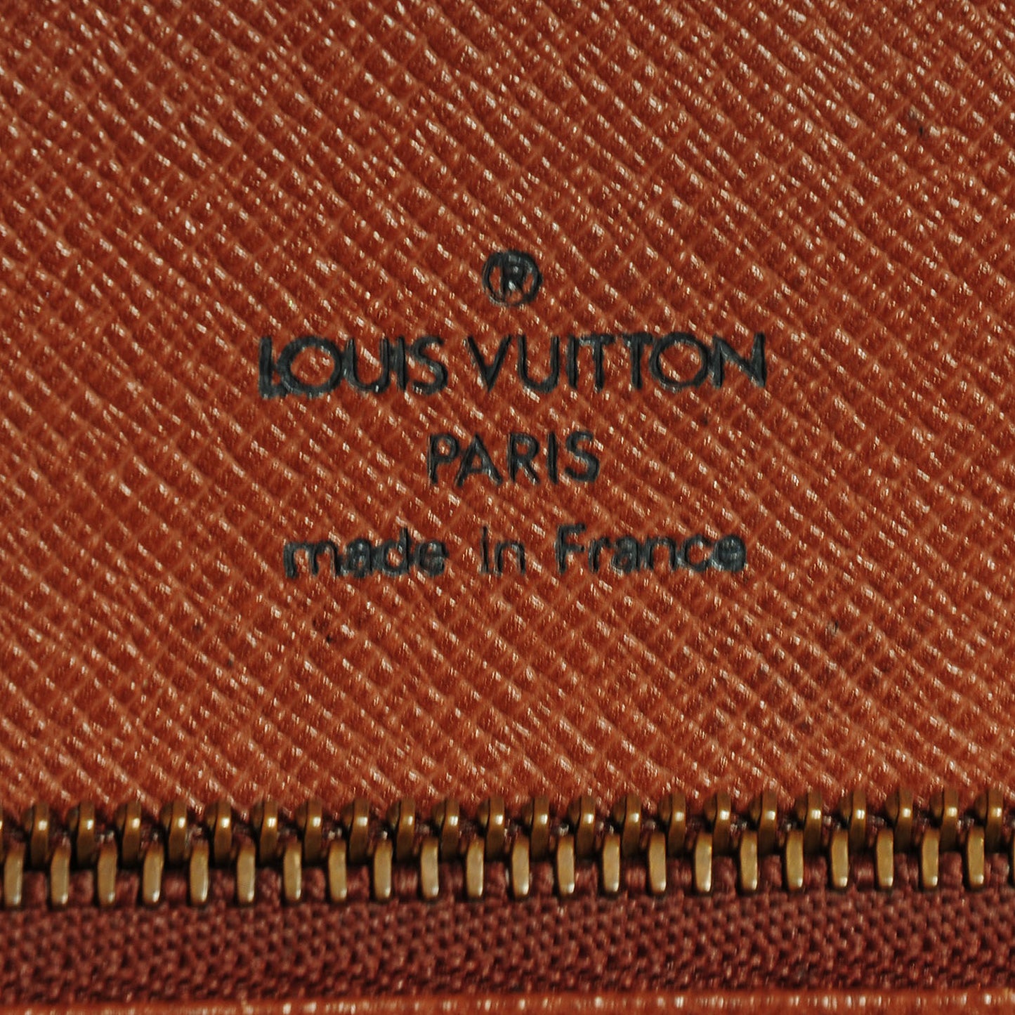 Monogram Courcelles