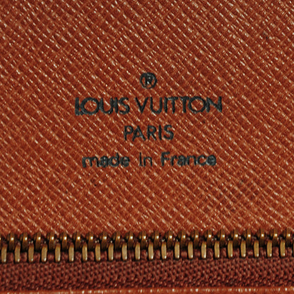 Louis Vuitton Monogram Courcelles 6 of 7