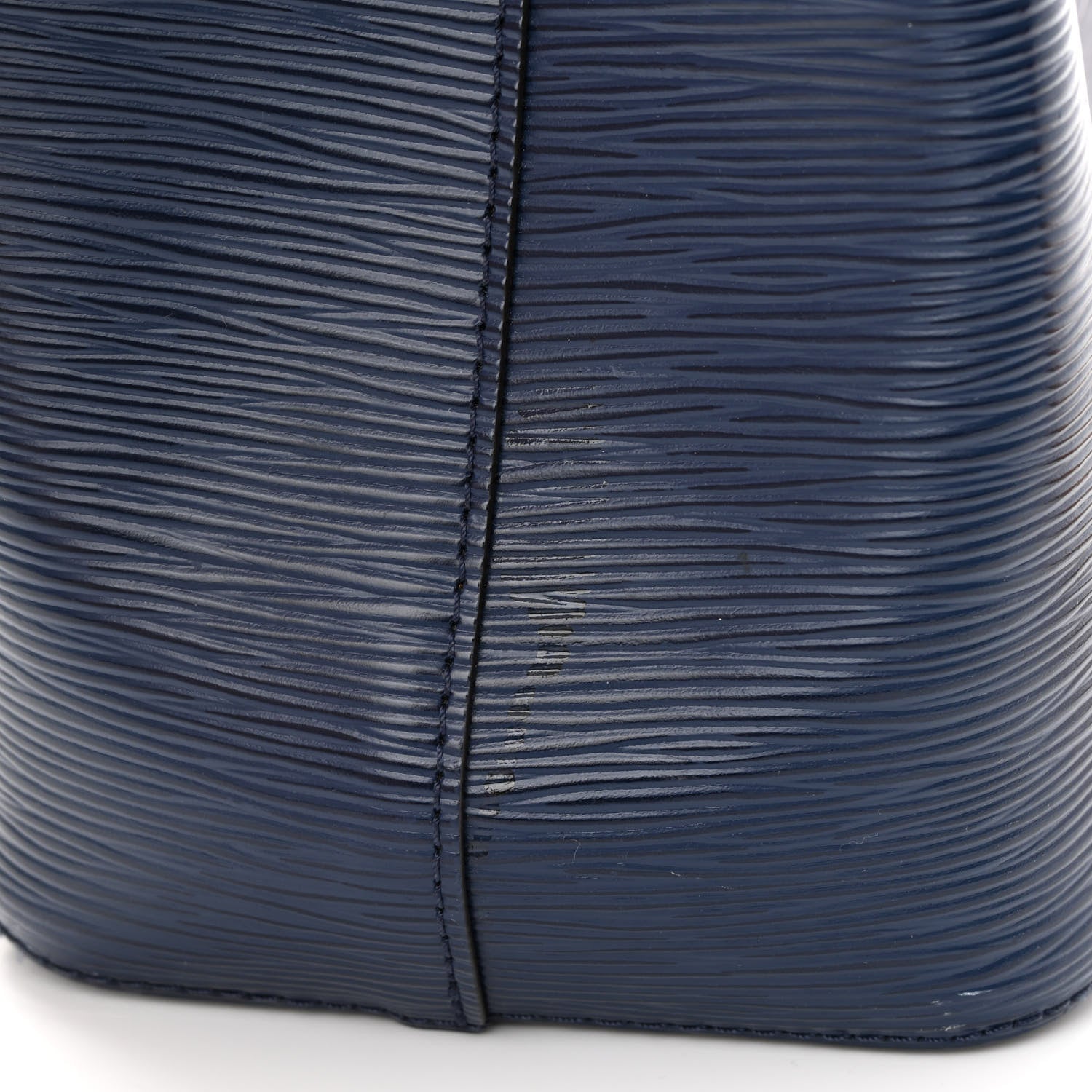 Louis Vuitton Epi Neonoe BB Indigo Safran 17 of 18
