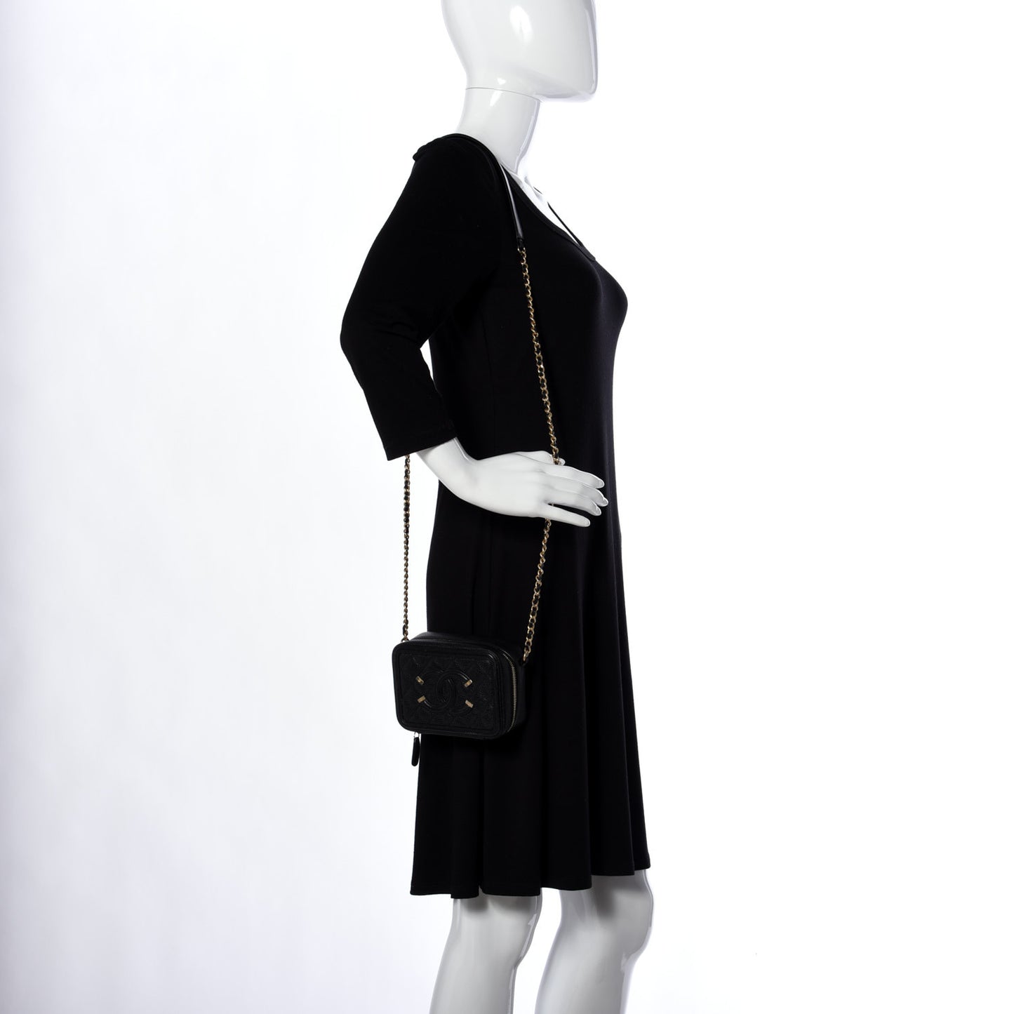 Caviar Quilted CC Filigree Vanity Clutch With Chain Black