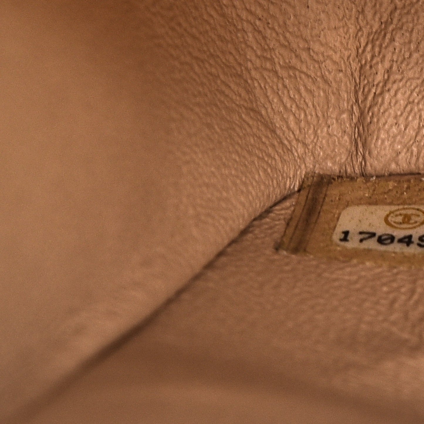 Caviar Quilted Medium Double Flap Beige Clair