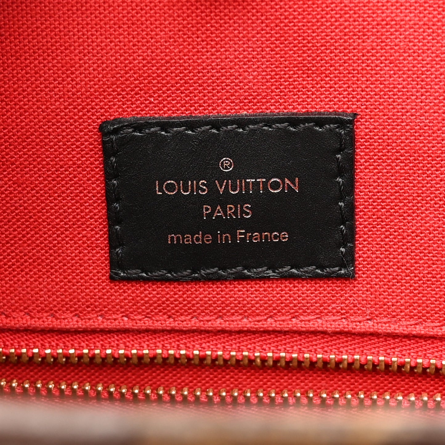 Reverse Monogram Giant Onthego MM