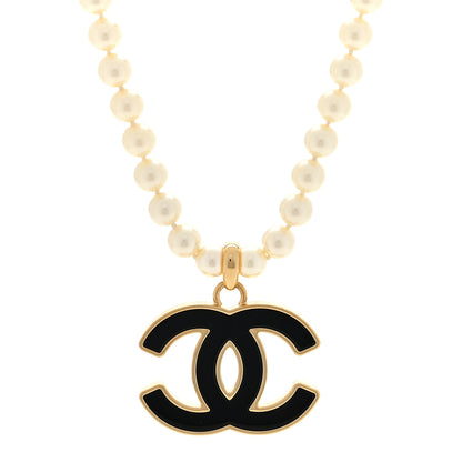 Chanel Pearl Resin CC Short Necklace Gold Black 1 of 5