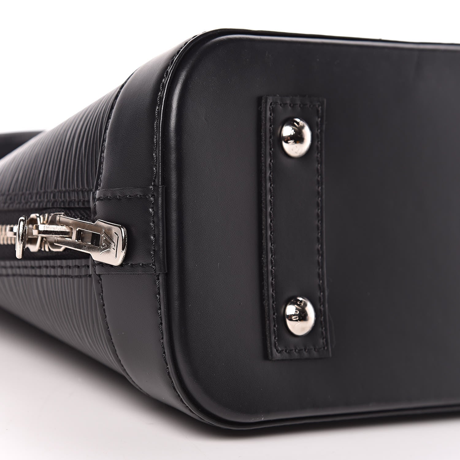Louis Vuitton Epi Alma BB Black 7 of 9