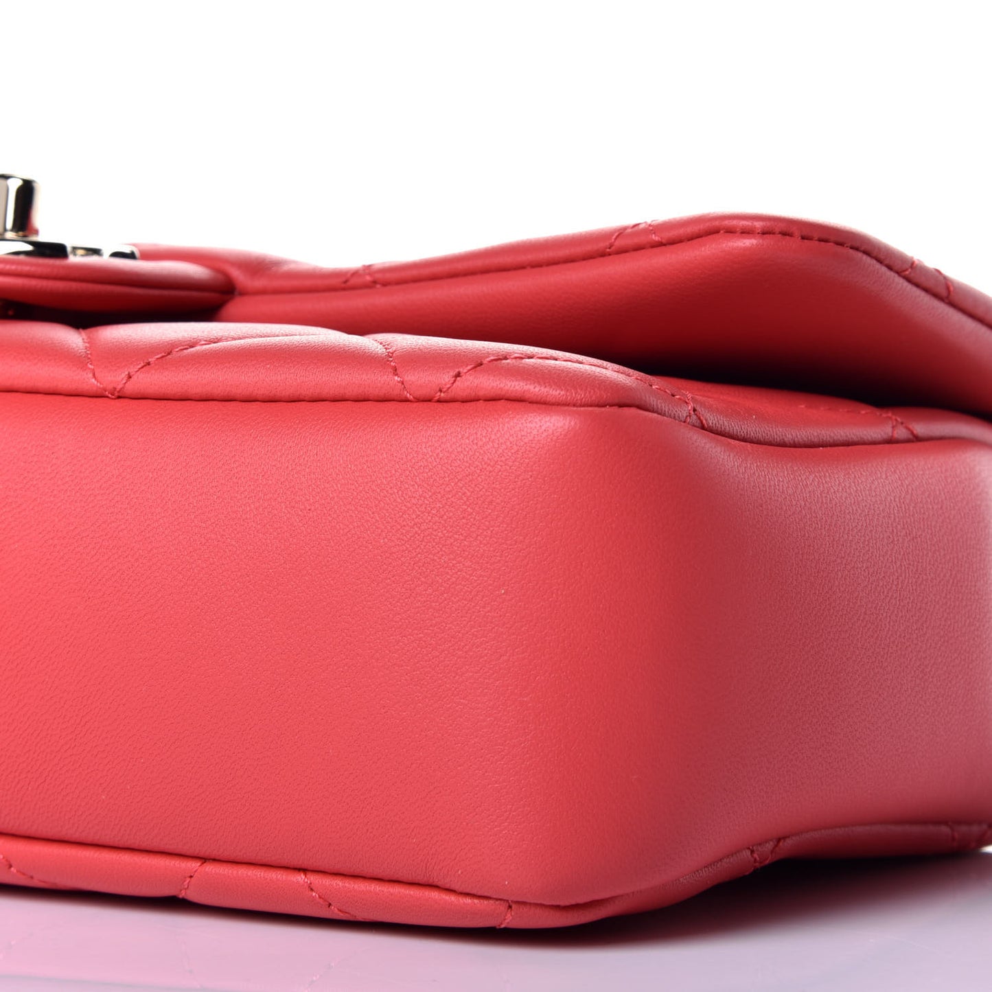 Lambskin Quilted Resin Bi-Color Chain Flap Bag Red
