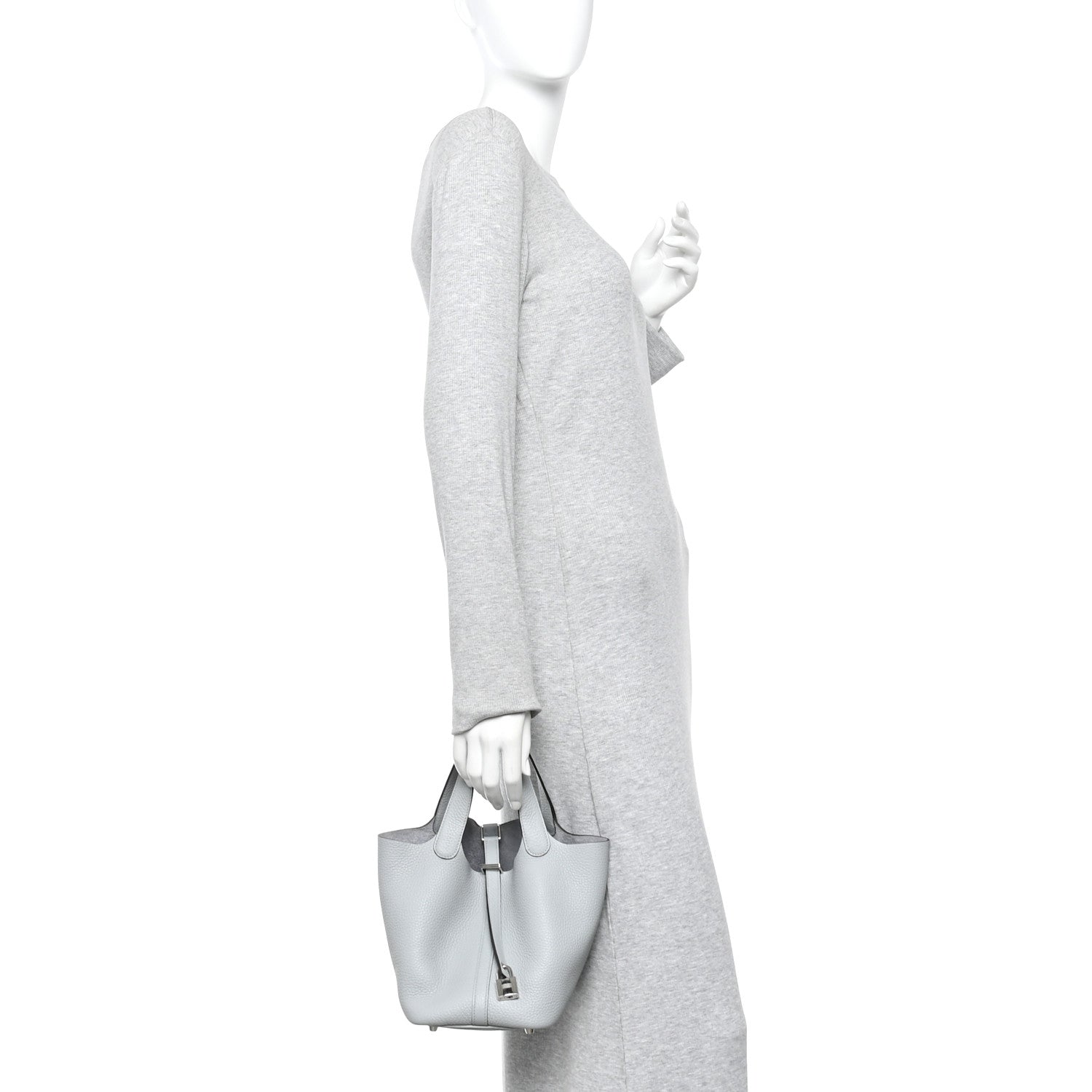 Hermes Taurillon Clemence Picotin Lock 18 PM Bleu Glacier 1857563