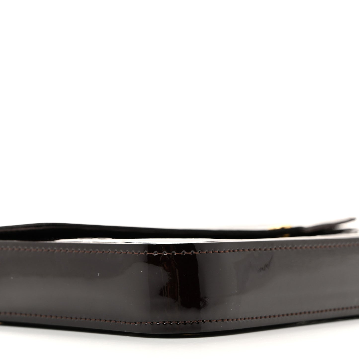 Vernis Pochette Felicie Chain Wallet Amarante