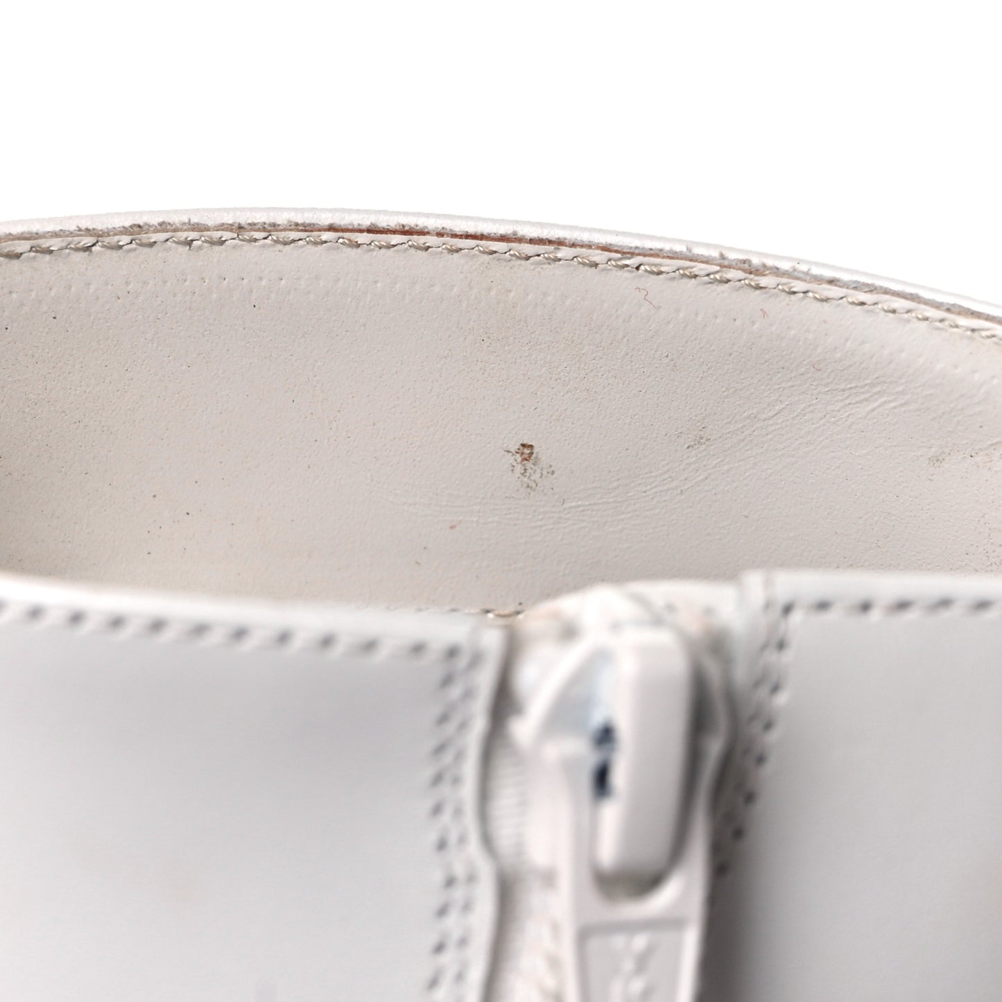 Calfskin Patent Love Is A Boot 100 Booties 36.5 White