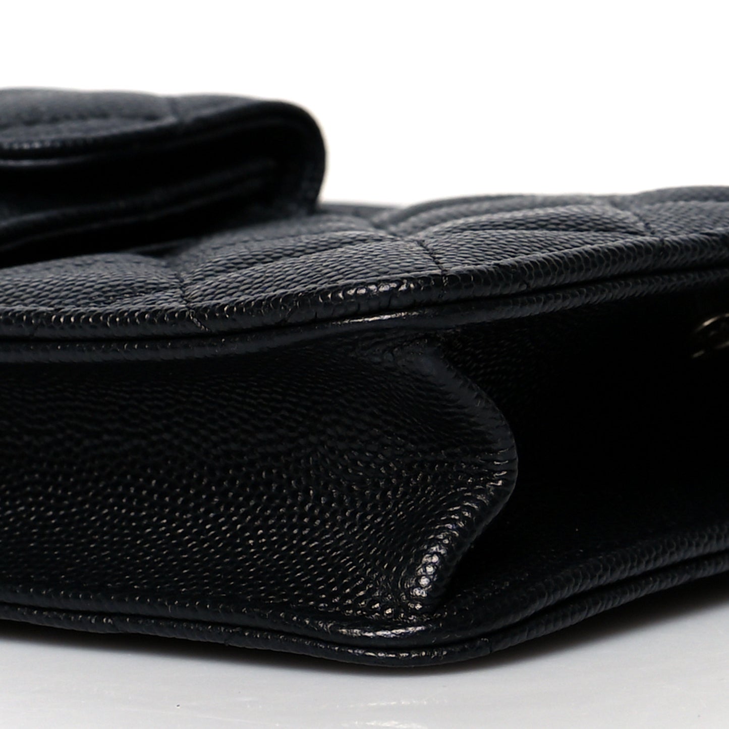 Caviar Quilted In & Out Chain Wallet Black