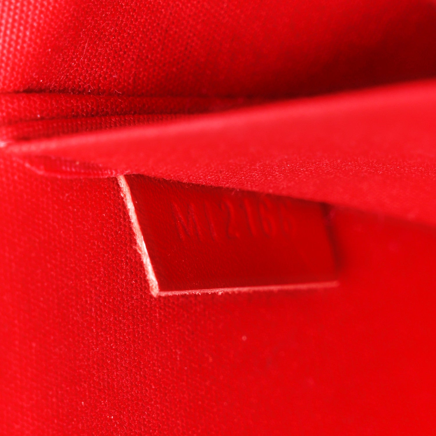 Louis Vuitton Vernis Felicie Pochette Chain Wallet Cherry 9 of 14