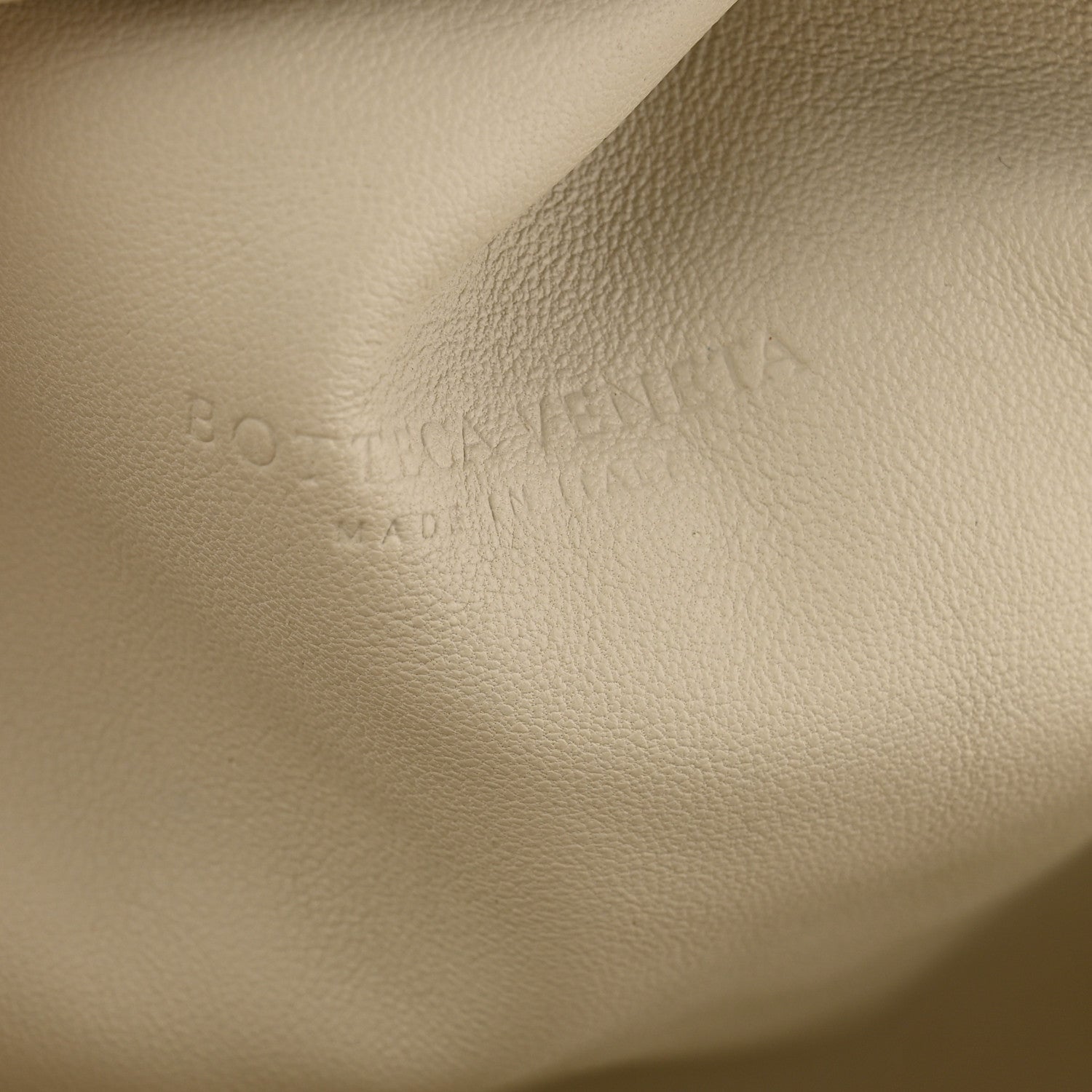 Bottega Veneta Nappa Maxi Intrecciato The Pouch Oversized Clutch Plaster 6 of 6
