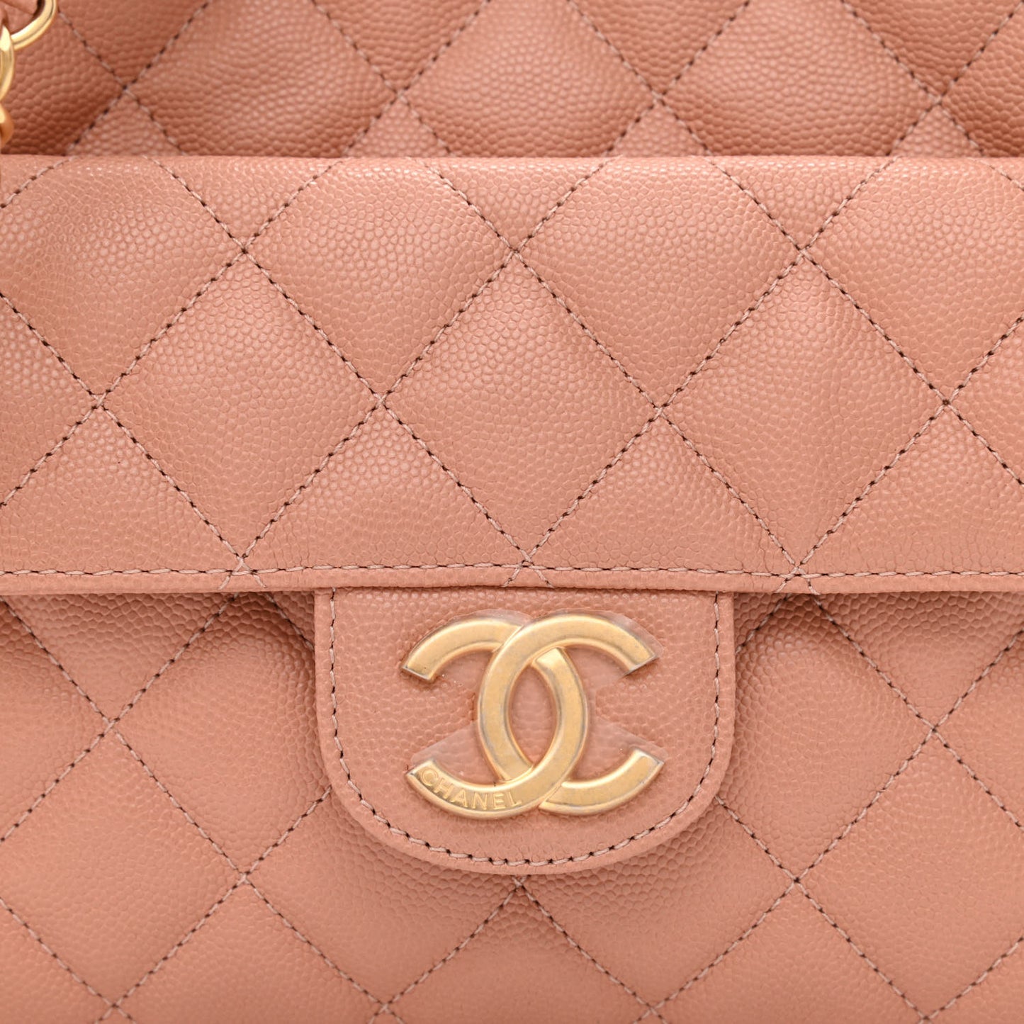 Caviar Quilted Wavy CC Hobo Beige