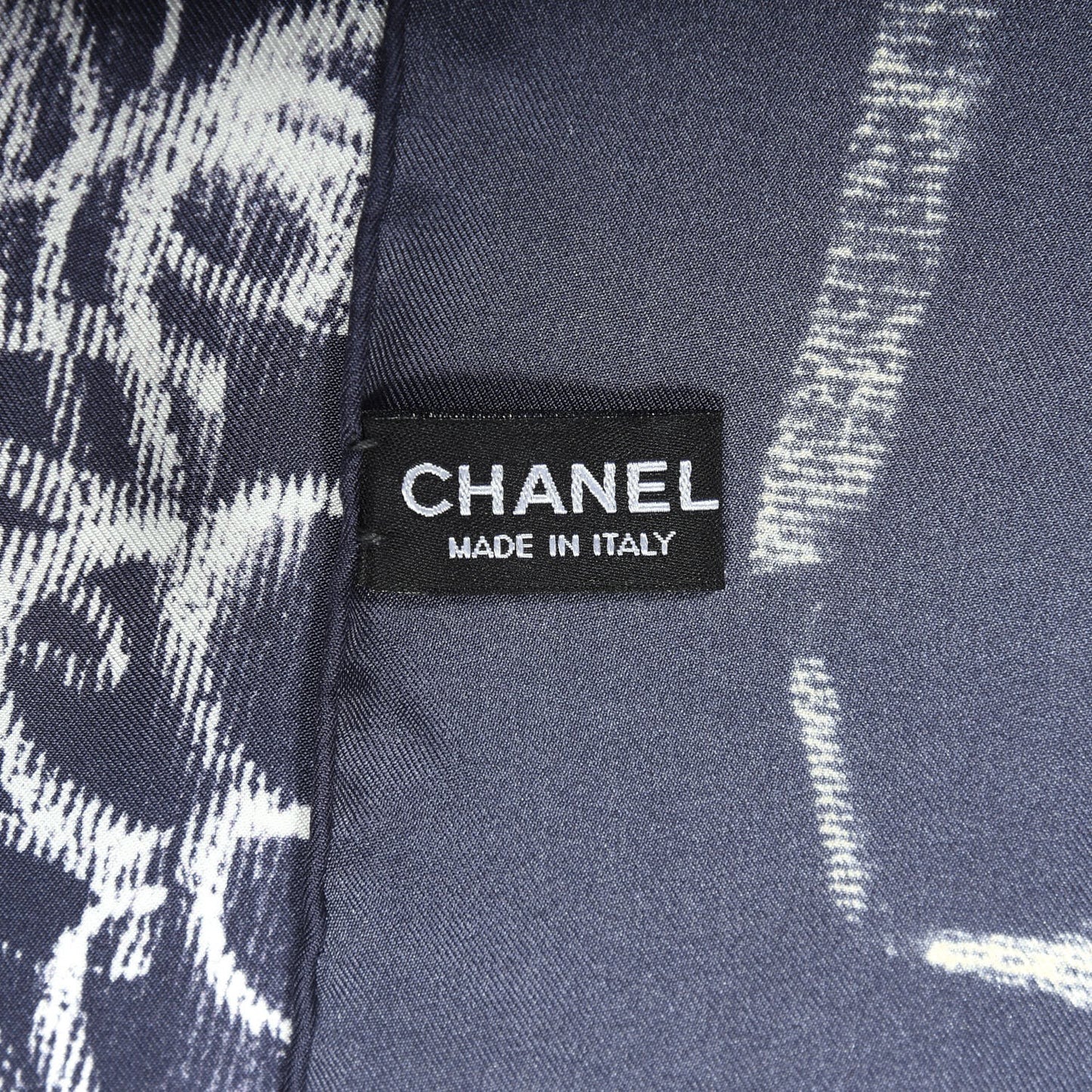Silk Chalk Print Scarf Multicolor