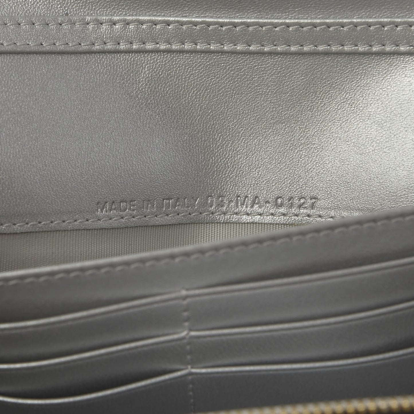 Metallic Grained Calfskin Diorama Croisiere Chain Wallet Silver