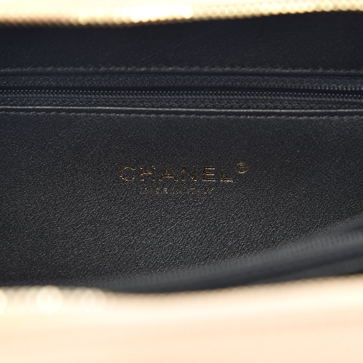 Chanel Caviar Quilted Medium CC Filigree Vanity Case Beige Black 6 of 10