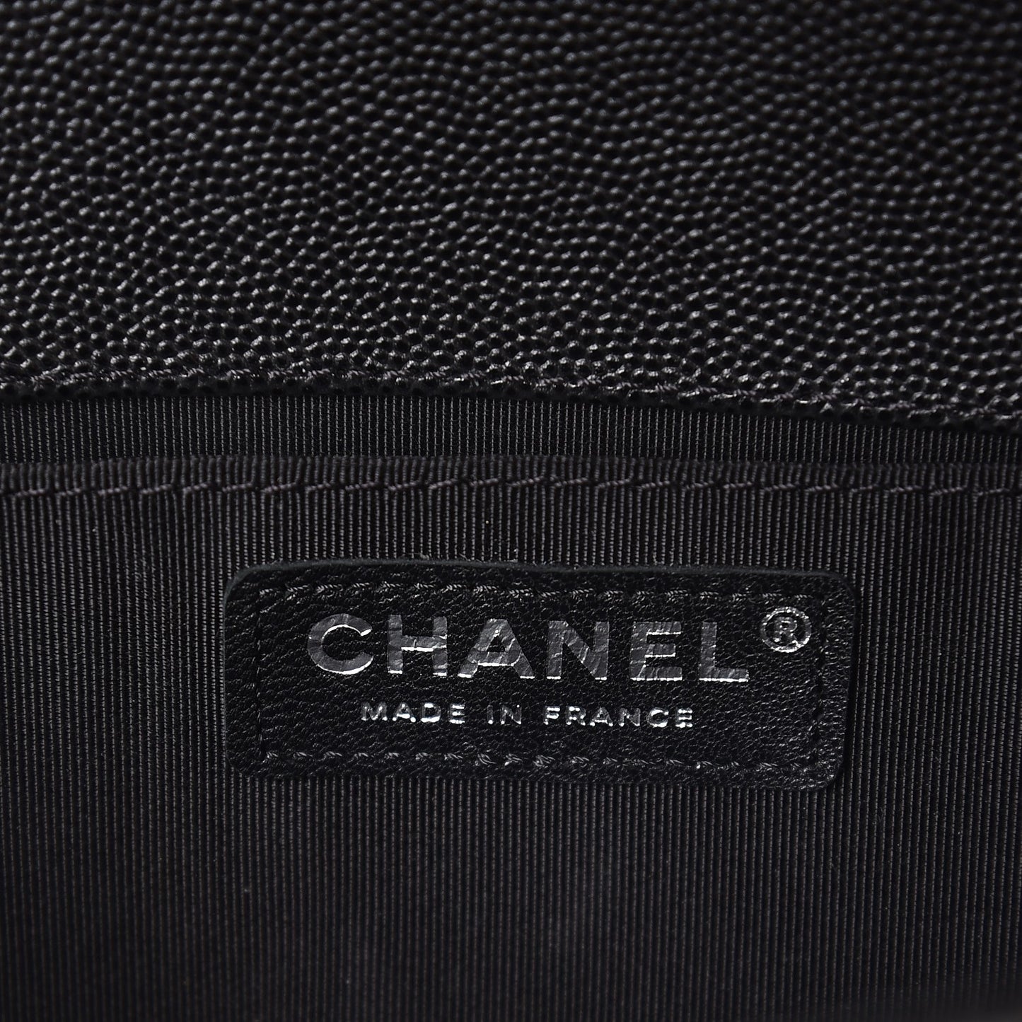 Caviar Quilted Medium Boy Flap Black