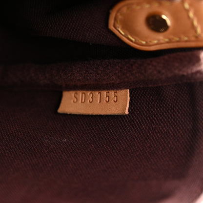 Louis Vuitton Monogram Favorite PM 8 of 16