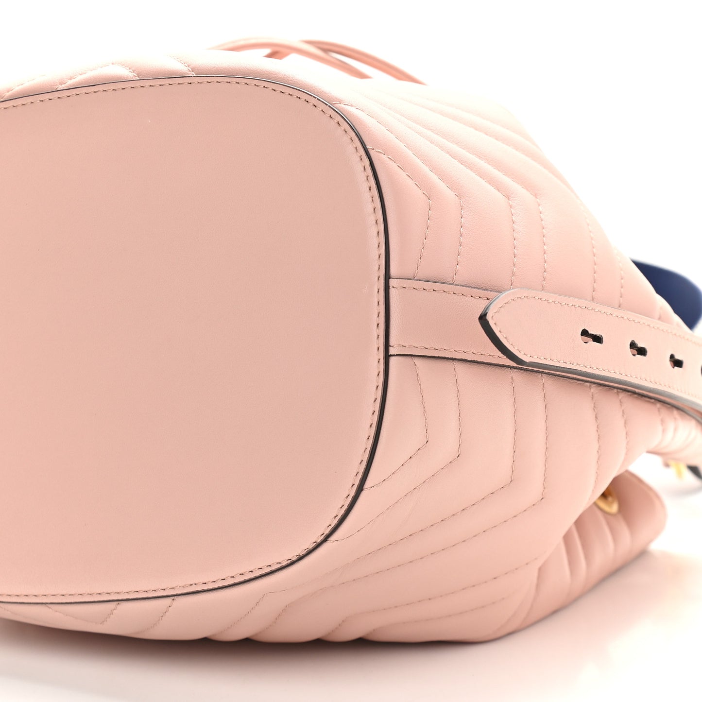 Calfskin Matelasse Sylvie Web GG Marmont Bucket Bag Perfect Pink