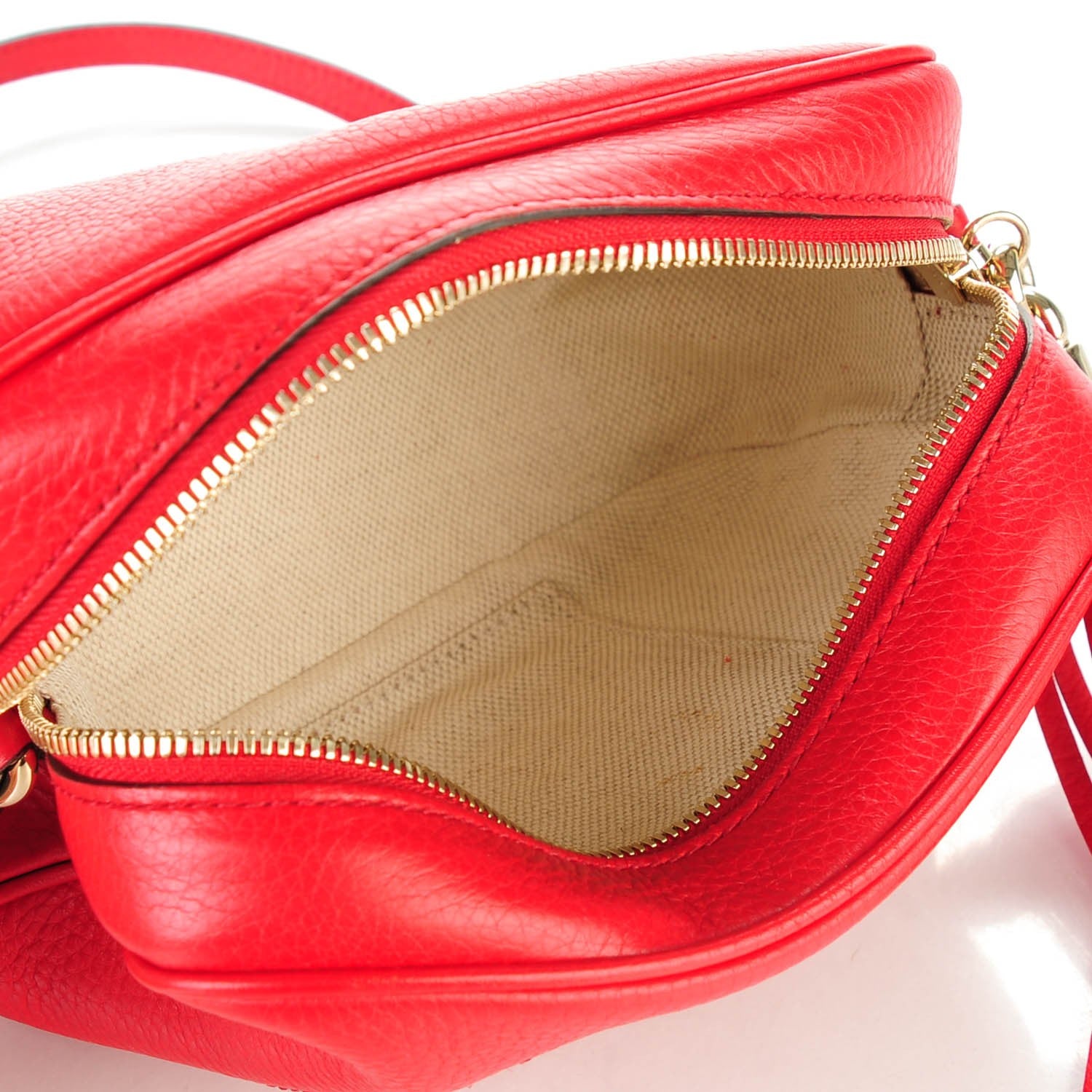 Gucci Pebbled Calfskin Small Soho Disco Bag Tabasco Red 5 of 7
